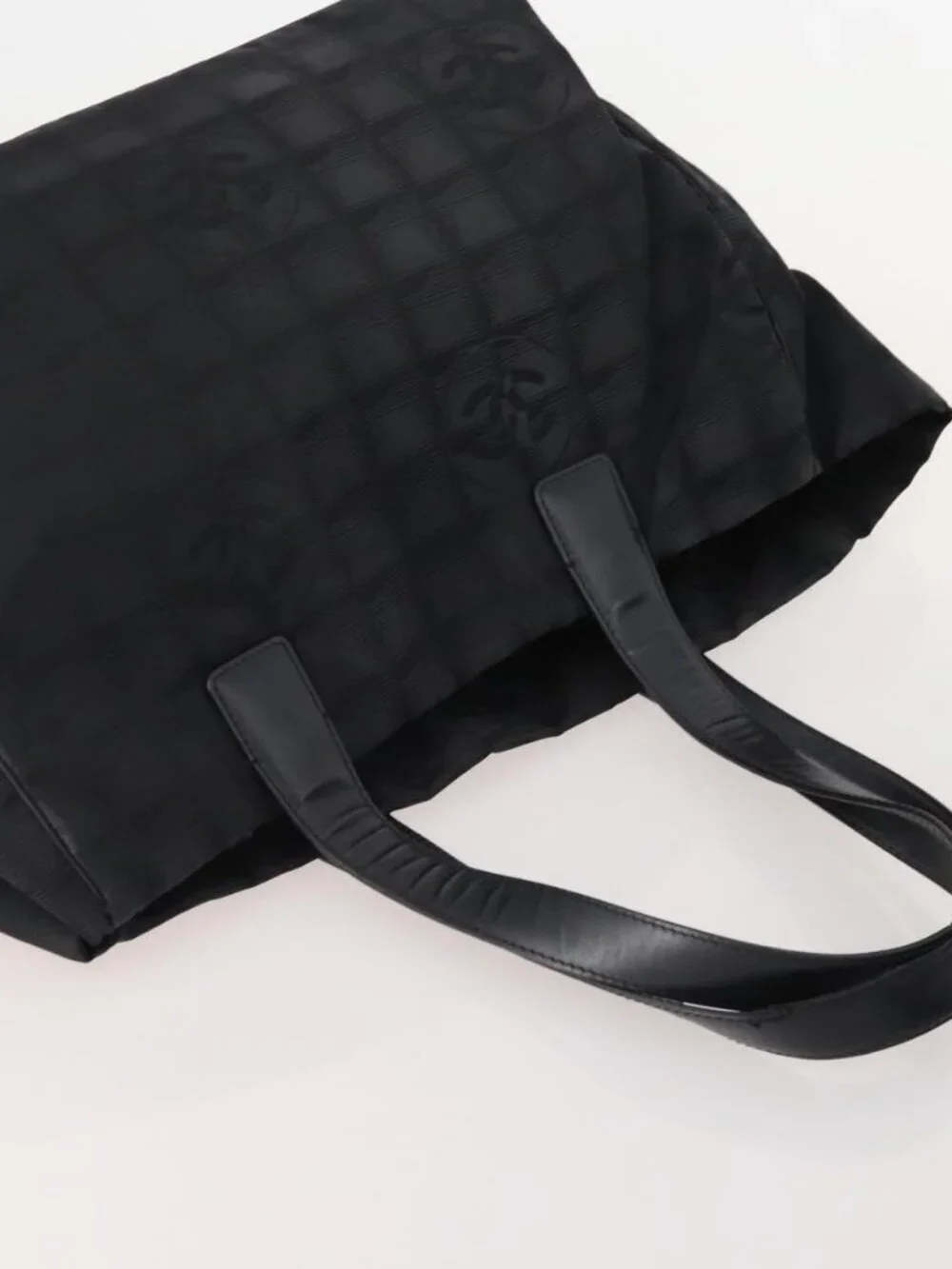 CHANEL New Travel Line Tote Bag Nylon 3 Set Black CC Auth 176442
